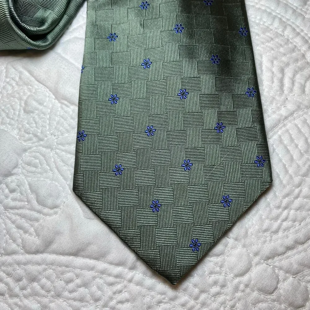 Brooks Brothers Makers Green Silk Neck Tie Blue Daisy 58